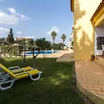 Apartamento Oura 7 *